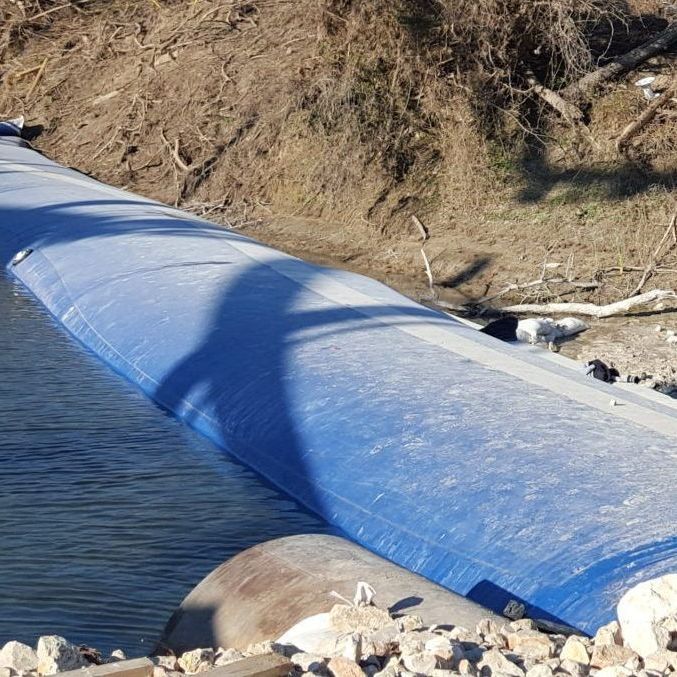 Dique de agua o barrera de agua